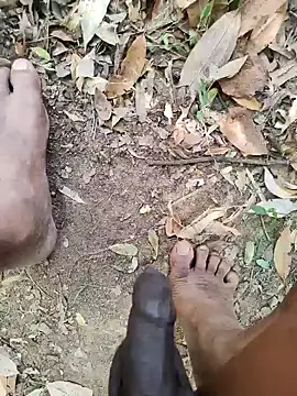 Snapshot of DICKLANKA chatting on 1, 10, 2025 DICKLANKA online show from 1, 10, 2025