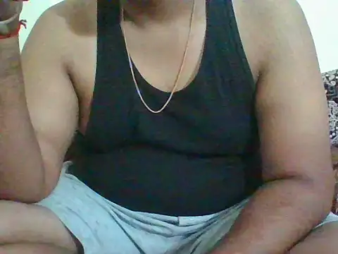 Snapshot of mr_plum1 chatting on 30, 11, 2025 mr plum1 online show from 30, 11, 2025