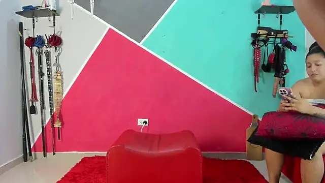 Snapshot of fantasy_girls_BDSM chatting on 30, 9, 2025 fantasy girls BDSM online show from 30, 9, 2025