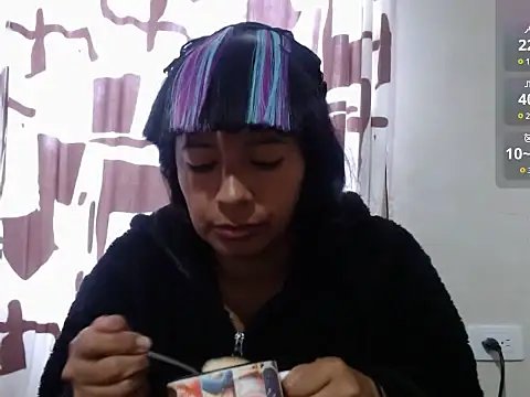 Snapshot of Acelinrose chatting on 12, 5, 2026 Acelinrose online show from 12, 5, 2026