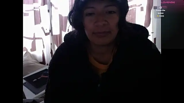 Snapshot of Acelinrose chatting on 15, 7, 2026 Acelinrose online show from 15, 7, 2026