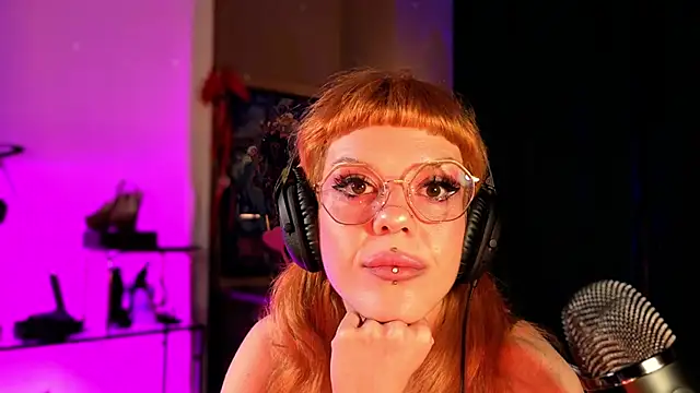 tacodeluxxxe online show from 21, 5, 2026