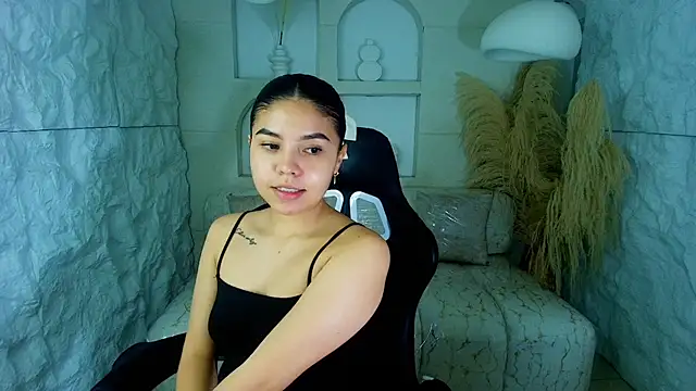 ambarina r online show from 9, 11, 2025