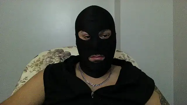 Snapshot of izlebeni_ chatting on 25, 9, 2025 izlebeni online show from 25, 9, 2025