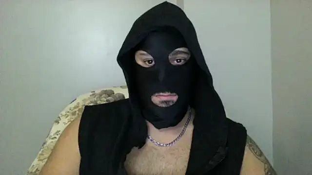 Snapshot of izlebeni_ chatting on 25, 9, 2025 izlebeni online show from 25, 9, 2025