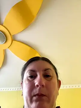 oksana1990 online show from 2, 10, 2025