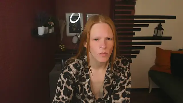 ChloeValentinee online show from 21, 11, 2025