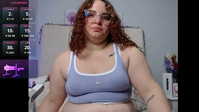 Snapshot of AmandaaWats chatting on 9, 10, 2025 AmandaaWats online show from 9, 10, 2025