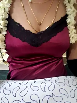Snapshot of jasminetaml chatting on 11, 10, 2025 jasminetaml online show from 11, 10, 2025