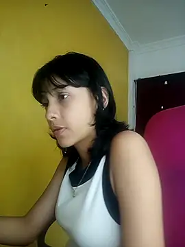 Snapshot of xoxo_milk chatting on 24, 10, 2025 xoxo milk online show from 24, 10, 2025