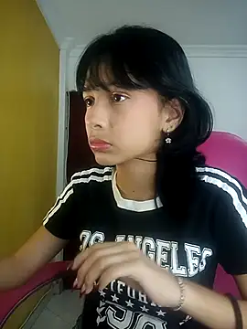 Snapshot of xoxo_milk chatting on 4, 11, 2025 xoxo milk online show from 4, 11, 2025