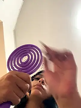 Snapshot of xoxo_milk chatting on 23, 11, 2025 xoxo milk online show from 23, 11, 2025