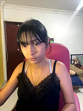 Snapshot of xoxo_milk chatting on 28, 11, 2025 xoxo milk online show from 28, 11, 2025