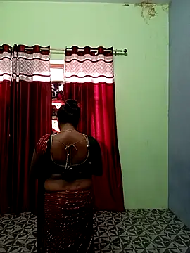 School medam online show from 4, 10, 2025