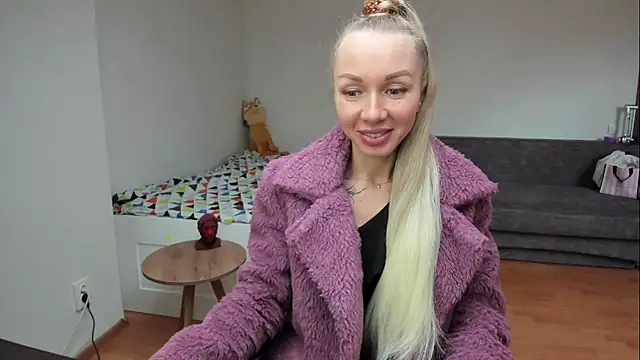 AlisiaCat online show from 24, 4, 2026