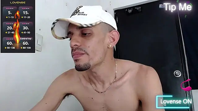 LATINO27CM online show from 13, 12, 2025