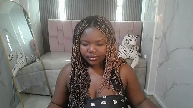 Soffia b online show from 3, 10, 2025