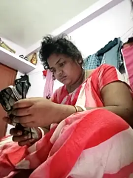 Deborbhavi222 online show from 13, 4, 2026