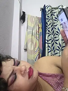 Snapshot of Deborbhavi222 chatting on 4, 6, 2026 Deborbhavi222 online show from 4, 6, 2026