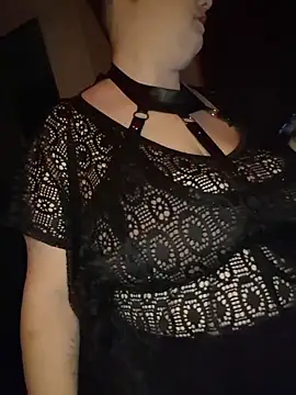 Snapshot of Katy2323 chatting on 22, 11, 2025 Katy2323 online show from 22, 11, 2025