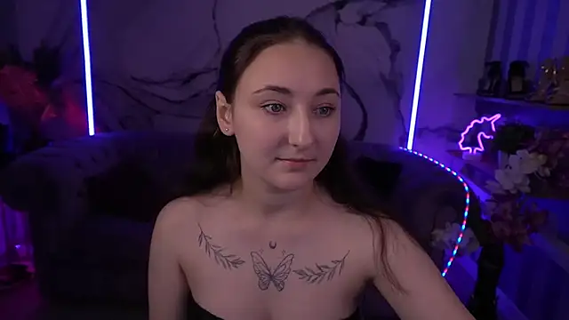 SashaDuvalle online show from 29, 9, 2025