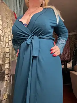 Snapshot of Sweet-blonde chatting on 23, 2, 2026 Sweet-blonde online show from 23, 2, 2026