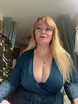 Sweet-blonde online show from 26, 6, 2026