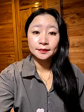 violet-00 online show from 10, 11, 2025