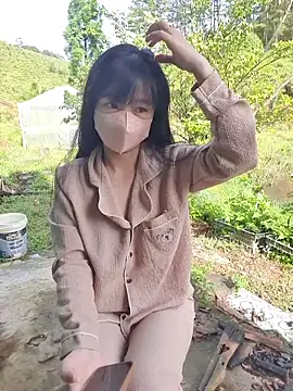 Helen-Tran online show from 10, 11, 2025