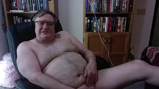 Snapshot of Vinyl22@xh chatting on 12, 6, 2026 Vinyl22xh online show from 12, 6, 2026
