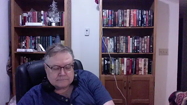 Snapshot of Vinyl22@xh chatting on 30, 6, 2026 Vinyl22xh online show from 30, 6, 2026