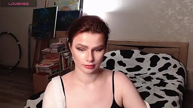 Snapshot of bbJ_one chatting on 5, 12, 2025 bbJ one online show from 5, 12, 2025