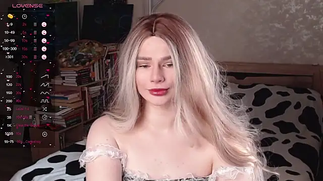 Snapshot of bbJ_one chatting on 2, 2, 2026 bbJ one online show from 2, 2, 2026