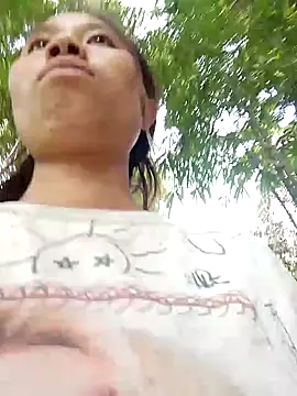 Snapshot of ruby-00 chatting on 2, 12, 2025 ruby-00 online show from 2, 12, 2025