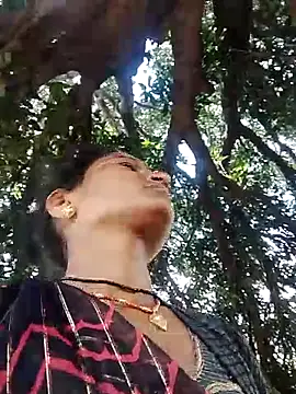 Pooja6060 online show from 4, 10, 2025