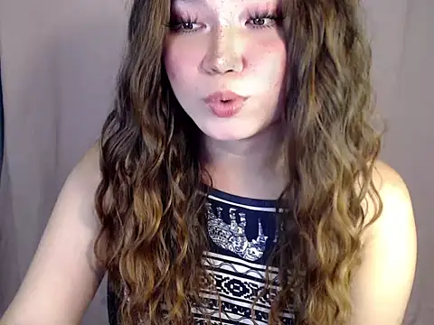 Eyes-on-me online show from 23, 11, 2025