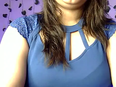 Aaliya02 online show from 24, 11, 2025