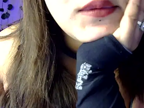 Snapshot of Aaliya02 chatting on 7, 1, 2026 Aaliya02 online show from 7, 1, 2026