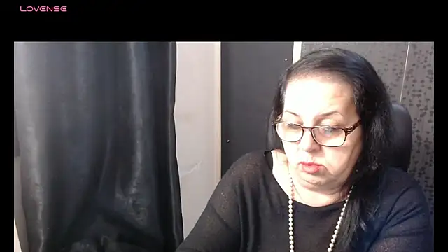 MissSanjanne online show from 15, 12, 2025