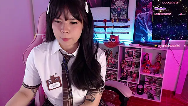 Snapshot of AnnieHikari chatting on 24, 10, 2025 AnnieHikari online show from 24, 10, 2025