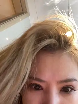 miumiu-66 online show from 26, 9, 2025