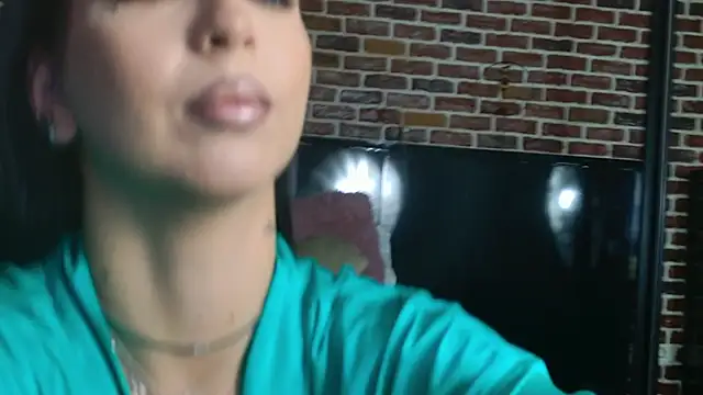 MeganSin  online show from 15, 10, 2025