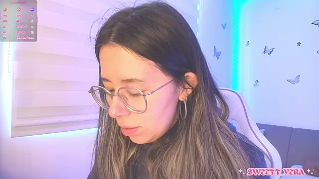 Snapshot of sweettvera chatting on 14, 7, 2026 sweettvera online show from 14, 7, 2026