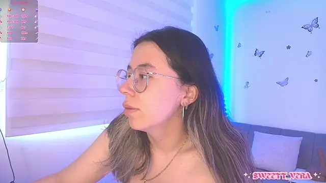 Snapshot of sweettvera chatting on 17, 7, 2026 sweettvera online show from 17, 7, 2026