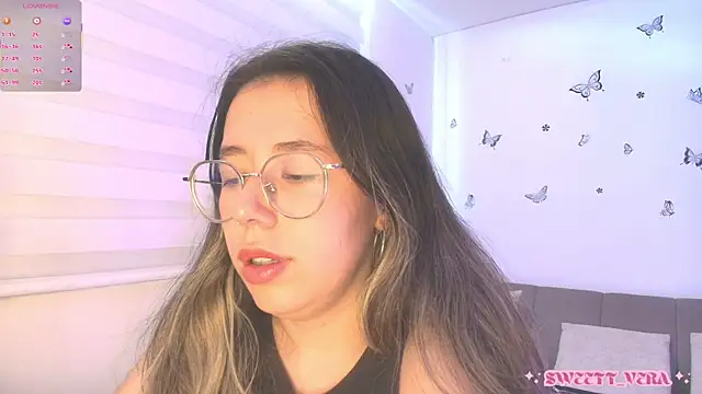 Snapshot of sweettvera chatting on 27, 7, 2026 sweettvera online show from 27, 7, 2026