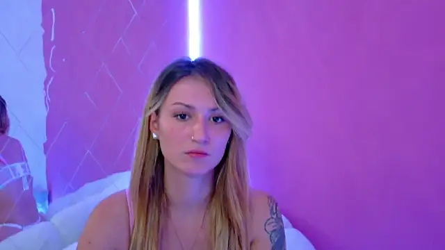 Anaayss  online show from 3, 10, 2025