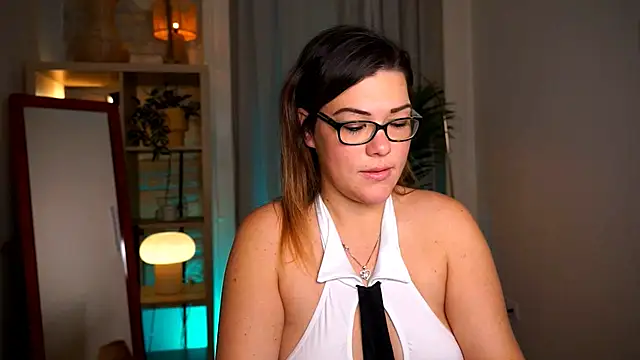 Snapshot of mrs_fllowerr chatting on 26, 11, 2025 mrs fllowerr online show from 26, 11, 2025