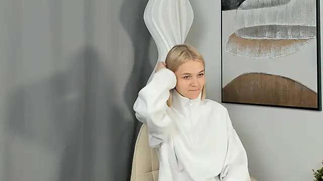 KelleDomin online show from 24, 9, 2025