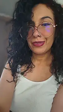 Snapshot of LondonHilton chatting on 25, 2, 2026 LondonHilton online show from 25, 2, 2026