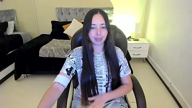 Nata Velvet online show from 17, 10, 2025